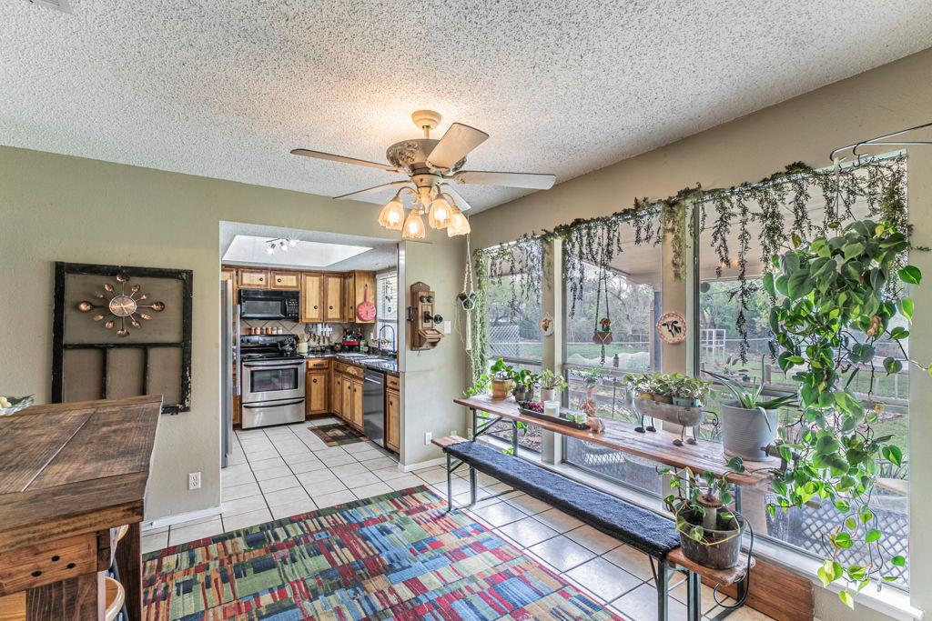 302 S Mount Rushmore Dr, Cedar Park, TX 78613