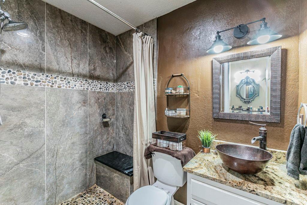 302 S Mount Rushmore Dr, Cedar Park, TX 78613