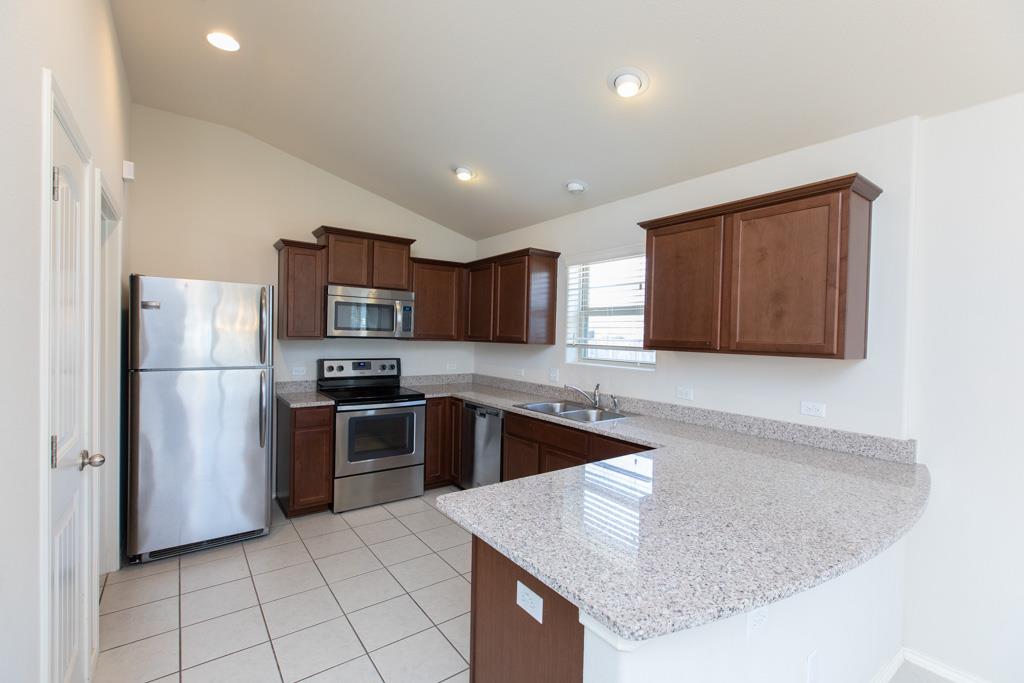 19325 Stokes Ln, Pflugerville, TX 78660