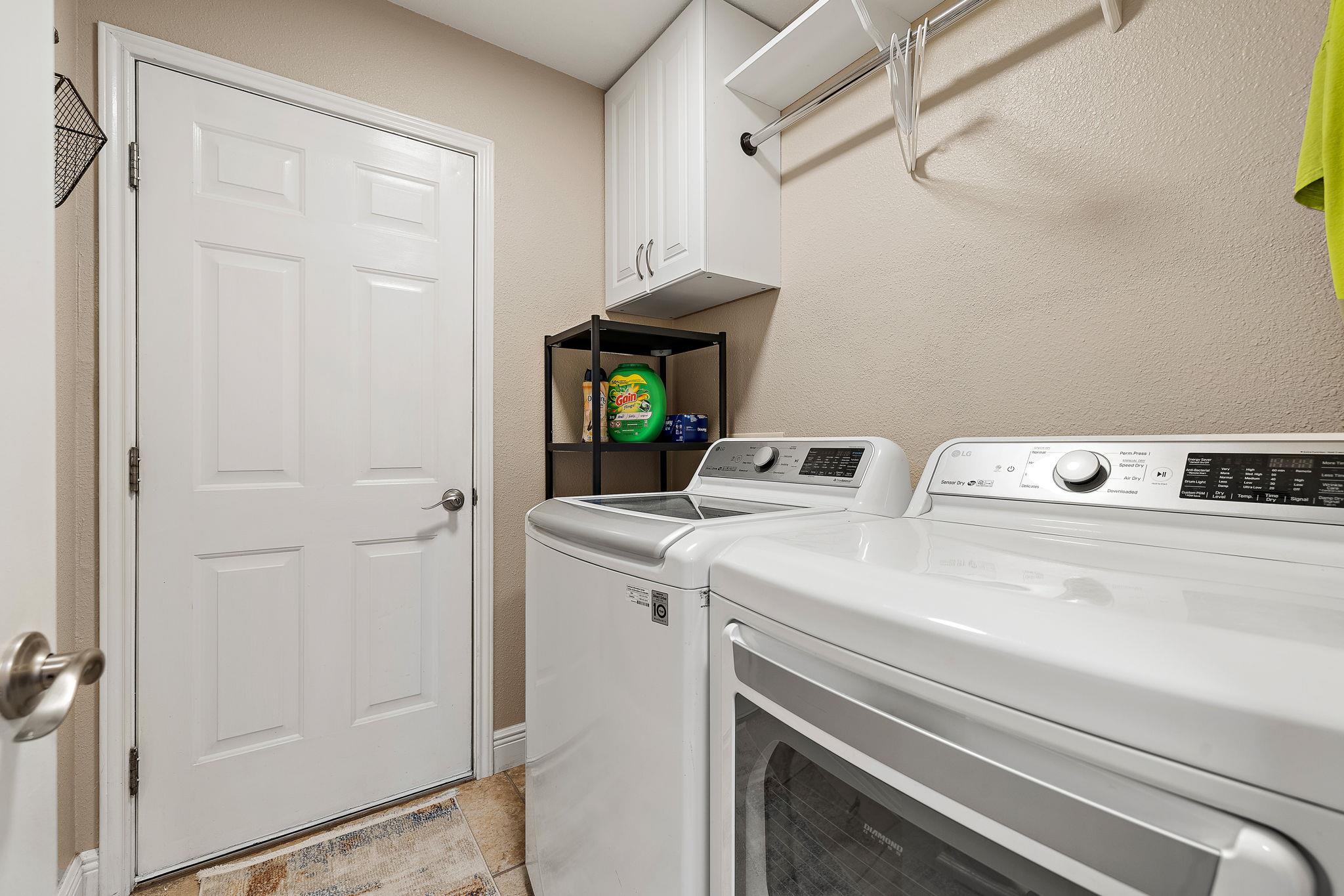 2100 Oaklawn Dr, Taylor, TX 76574