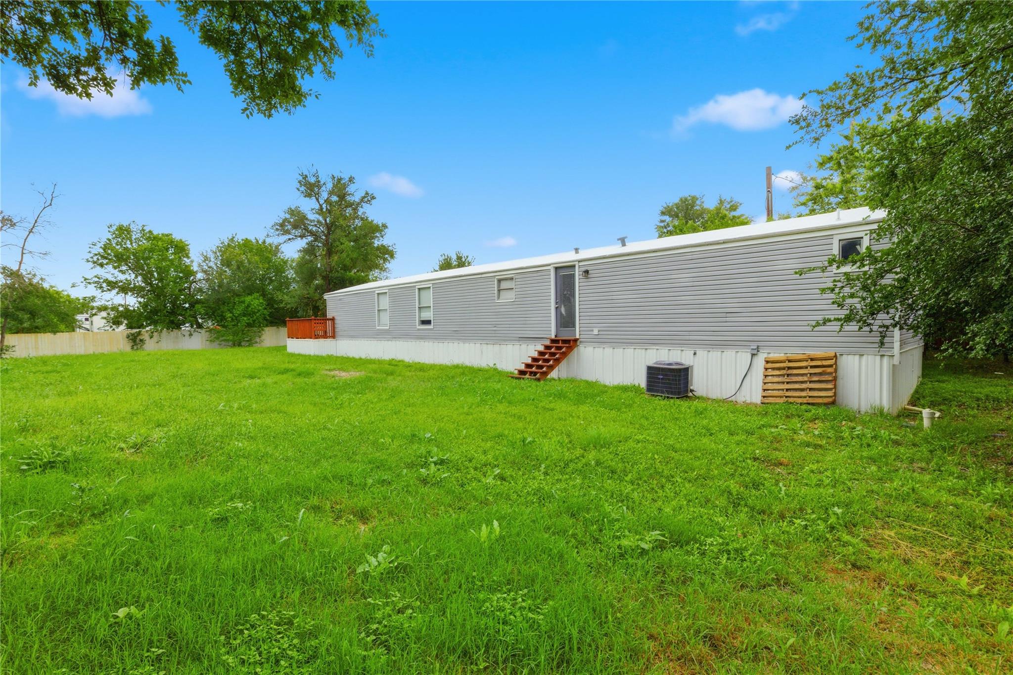 14904 Vevey Dr, Del Valle, TX 78617