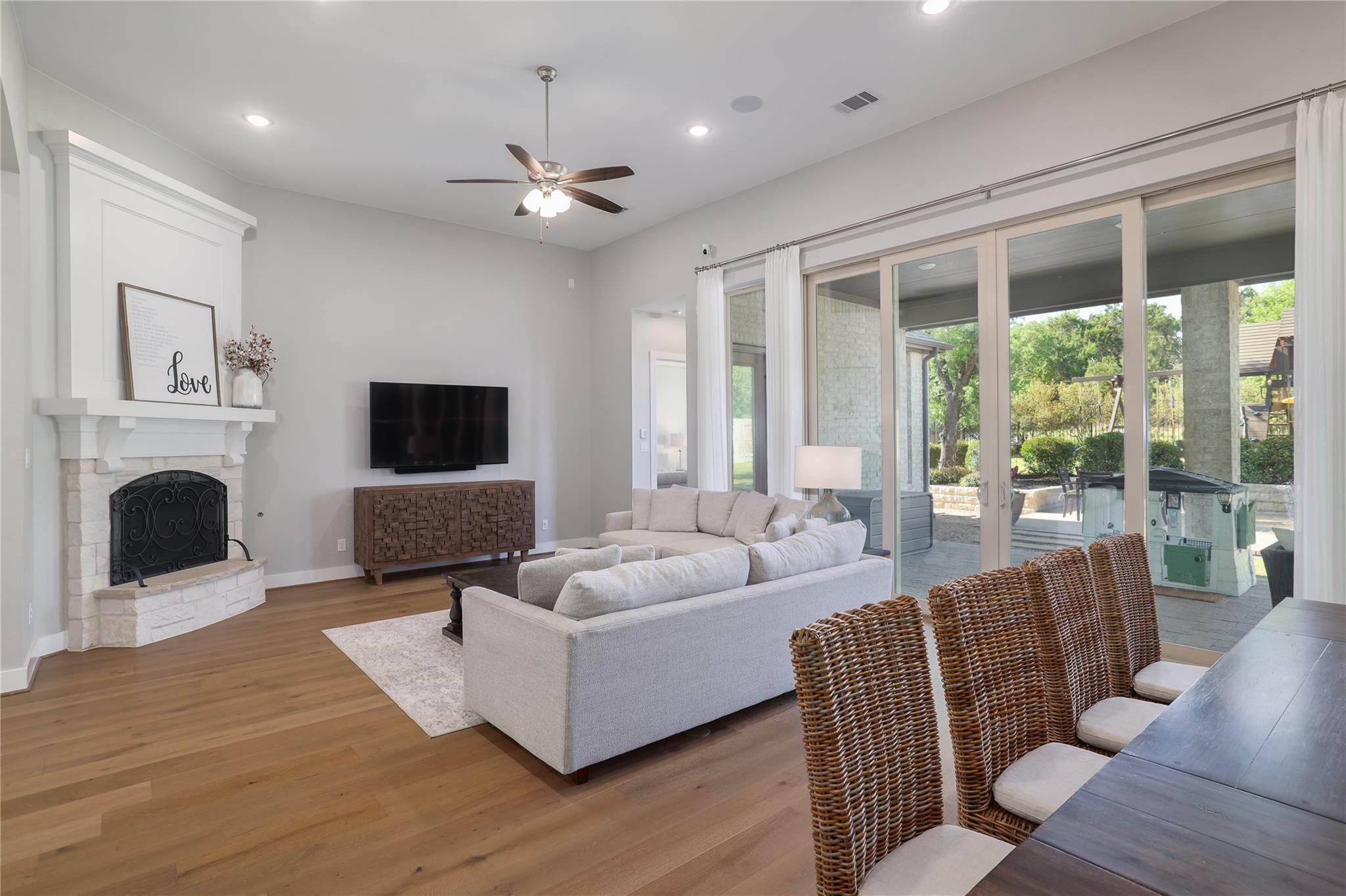 2104 Cotton Farm Trl, Leander, TX 78641