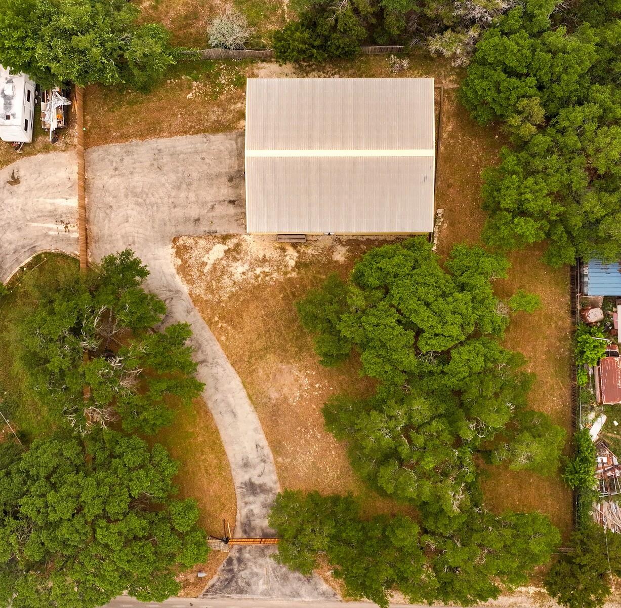 610 Tamarack Dr, Canyon Lake, TX 78133