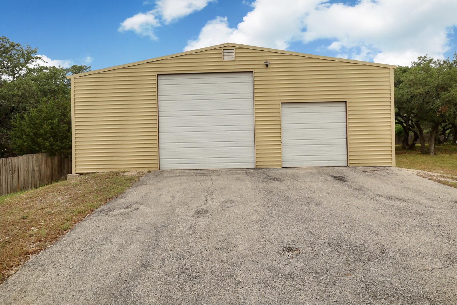 610 Tamarack Dr, Canyon Lake, TX 78133