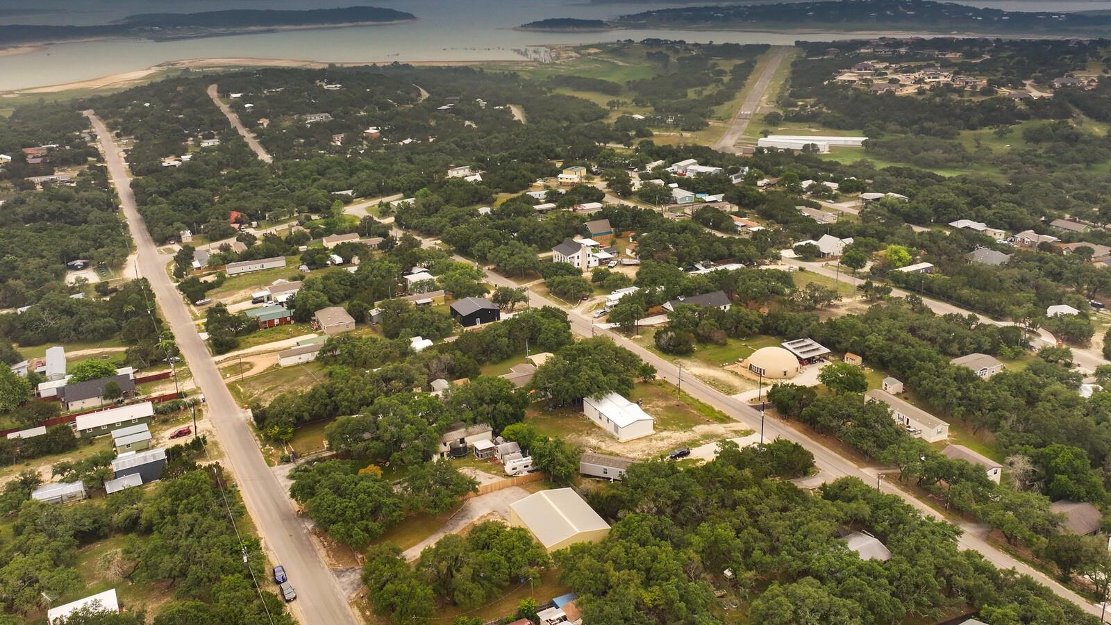 610 Tamarack Dr, Canyon Lake, TX 78133