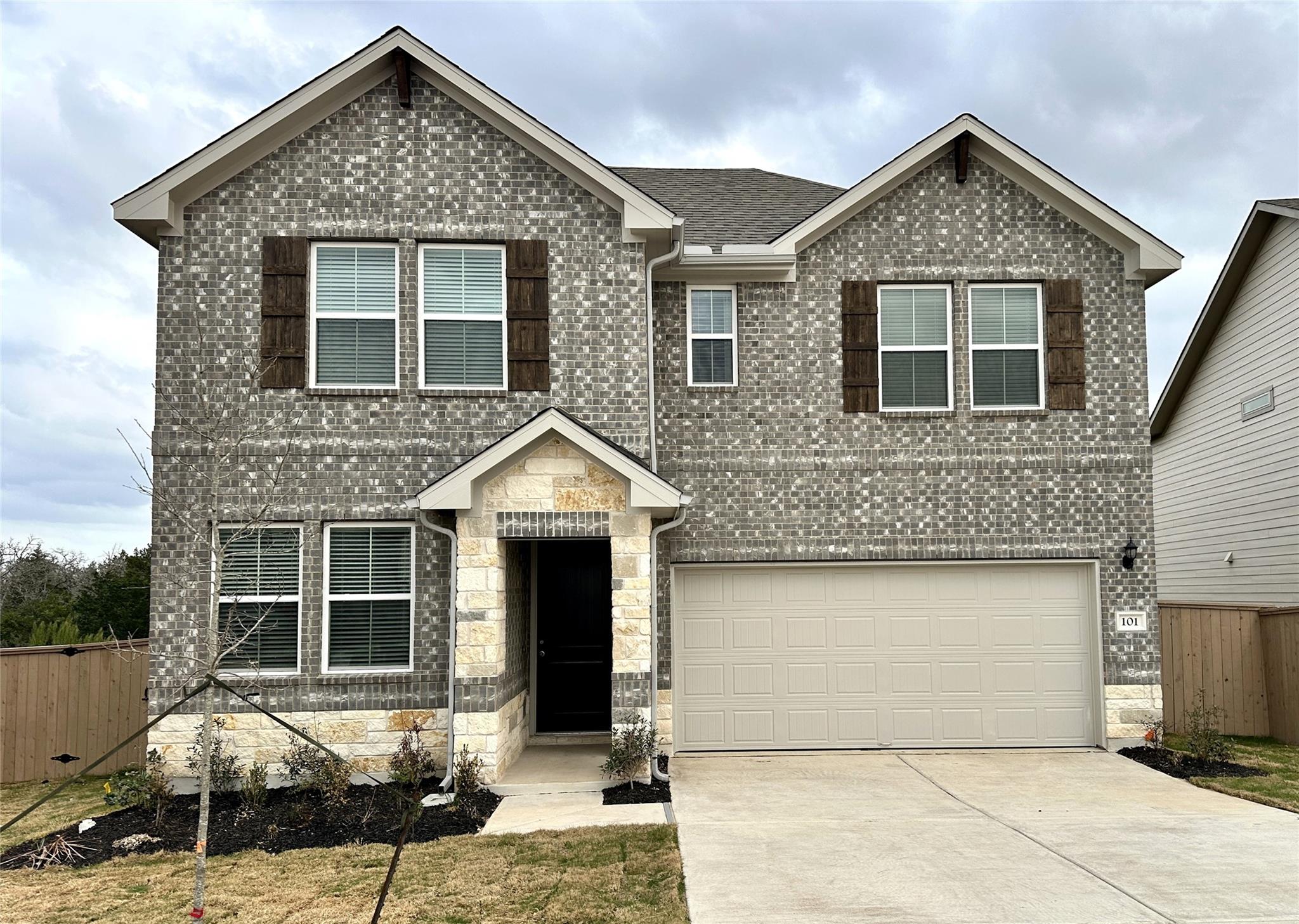 101 Rita Blanca Bnd, Bastrop, TX 78602