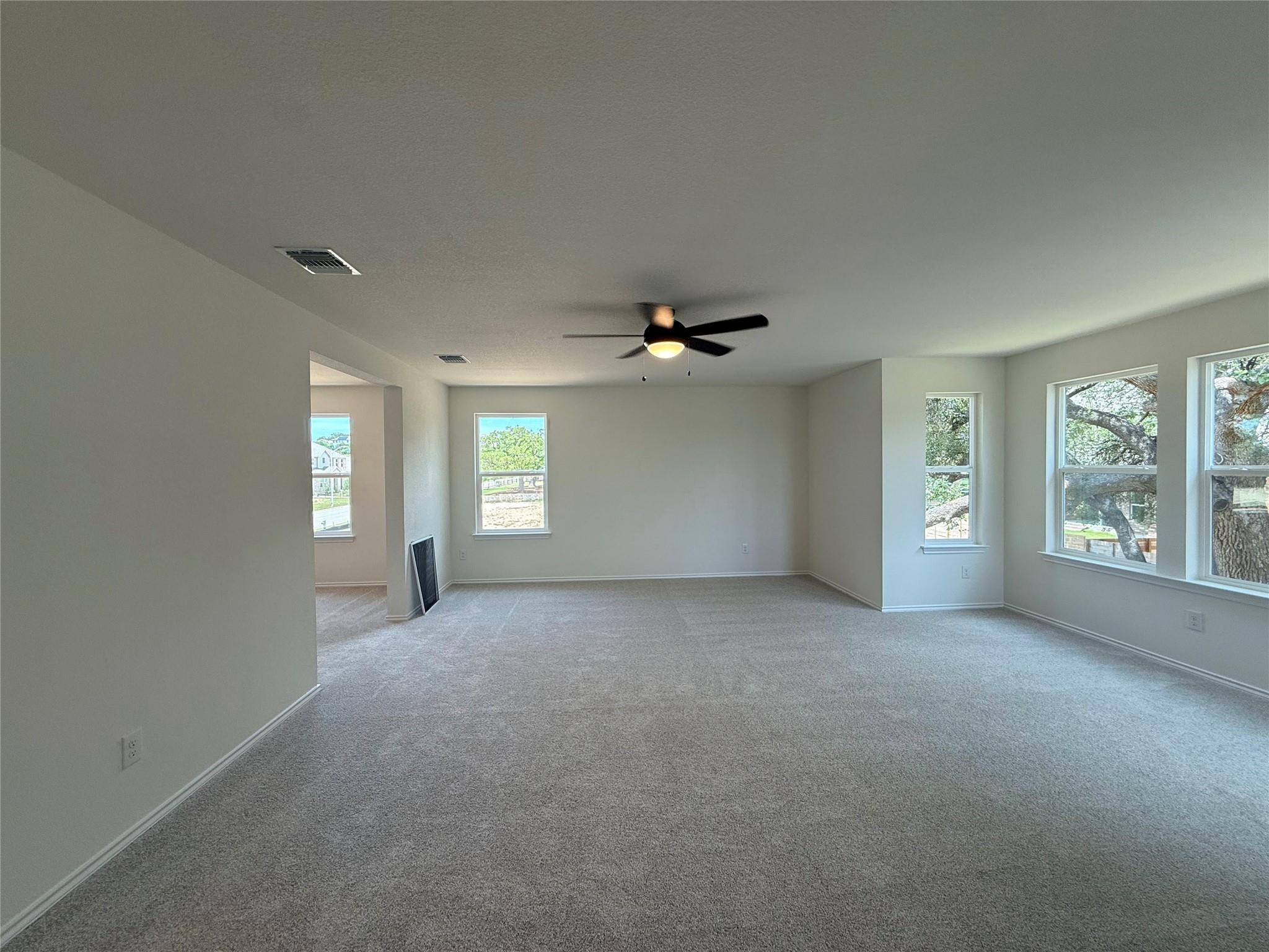 1720 Garlock Dr, Leander, TX 78641