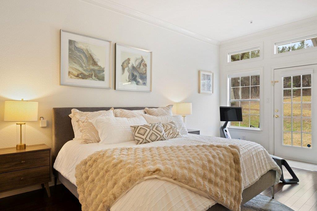 2200 Cliffs Edge Dr, Austin, TX 78733