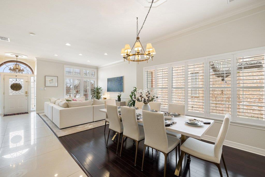 2200 Cliffs Edge Dr, Austin, TX 78733