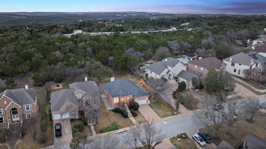 2200 Cliffs Edge Dr, Austin, TX 78733
