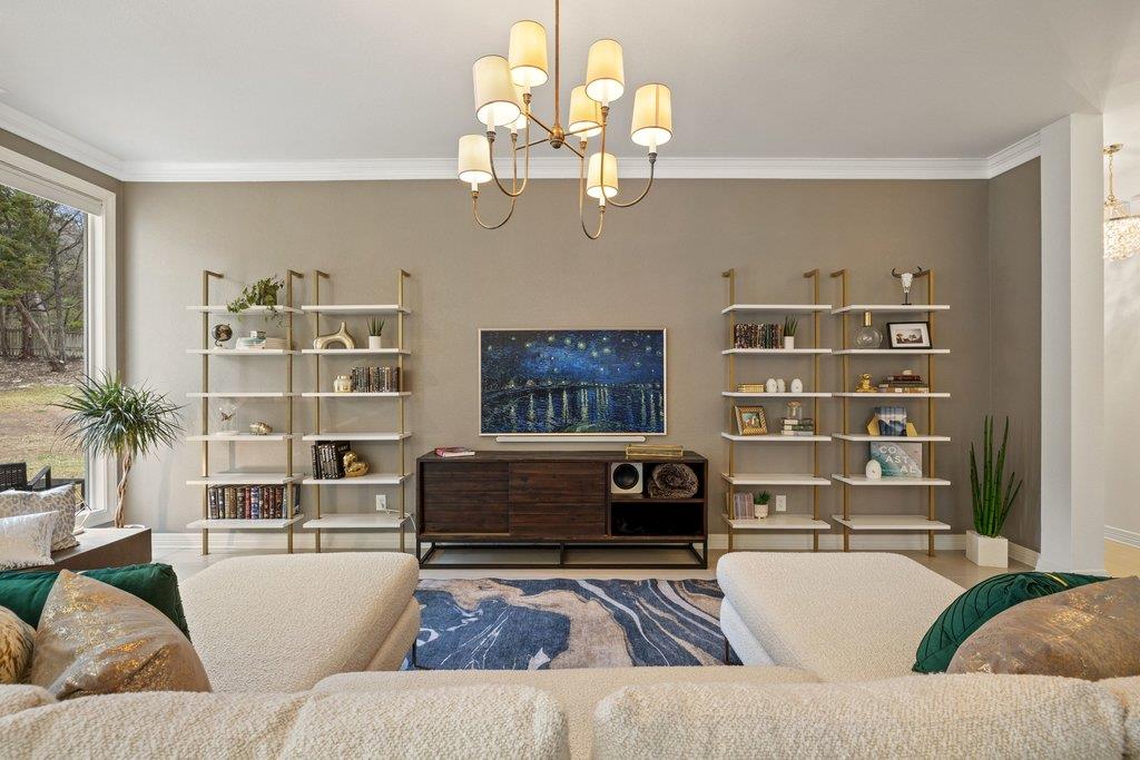 2200 Cliffs Edge Dr, Austin, TX 78733