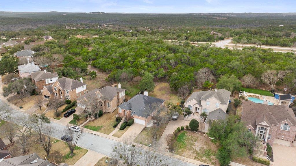 2200 Cliffs Edge Dr, Austin, TX 78733