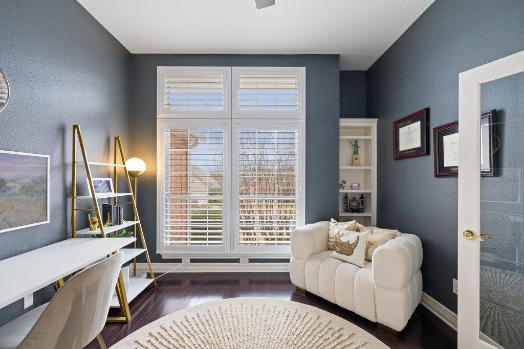 2200 Cliffs Edge Dr, Austin, TX 78733