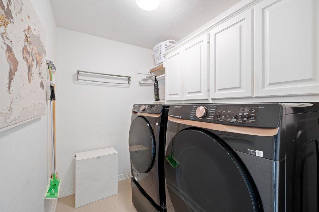 2200 Cliffs Edge Dr, Austin, TX 78733