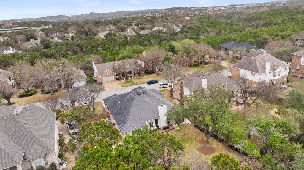 2200 Cliffs Edge Dr, Austin, TX 78733