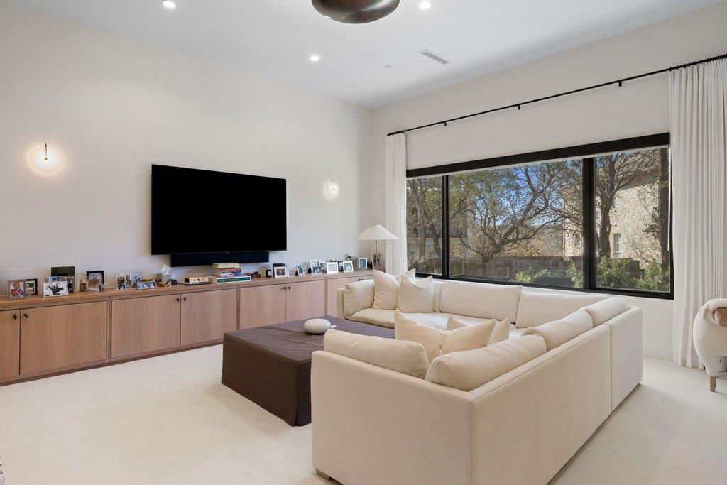 5 Inwood Cv, Austin, TX 78746