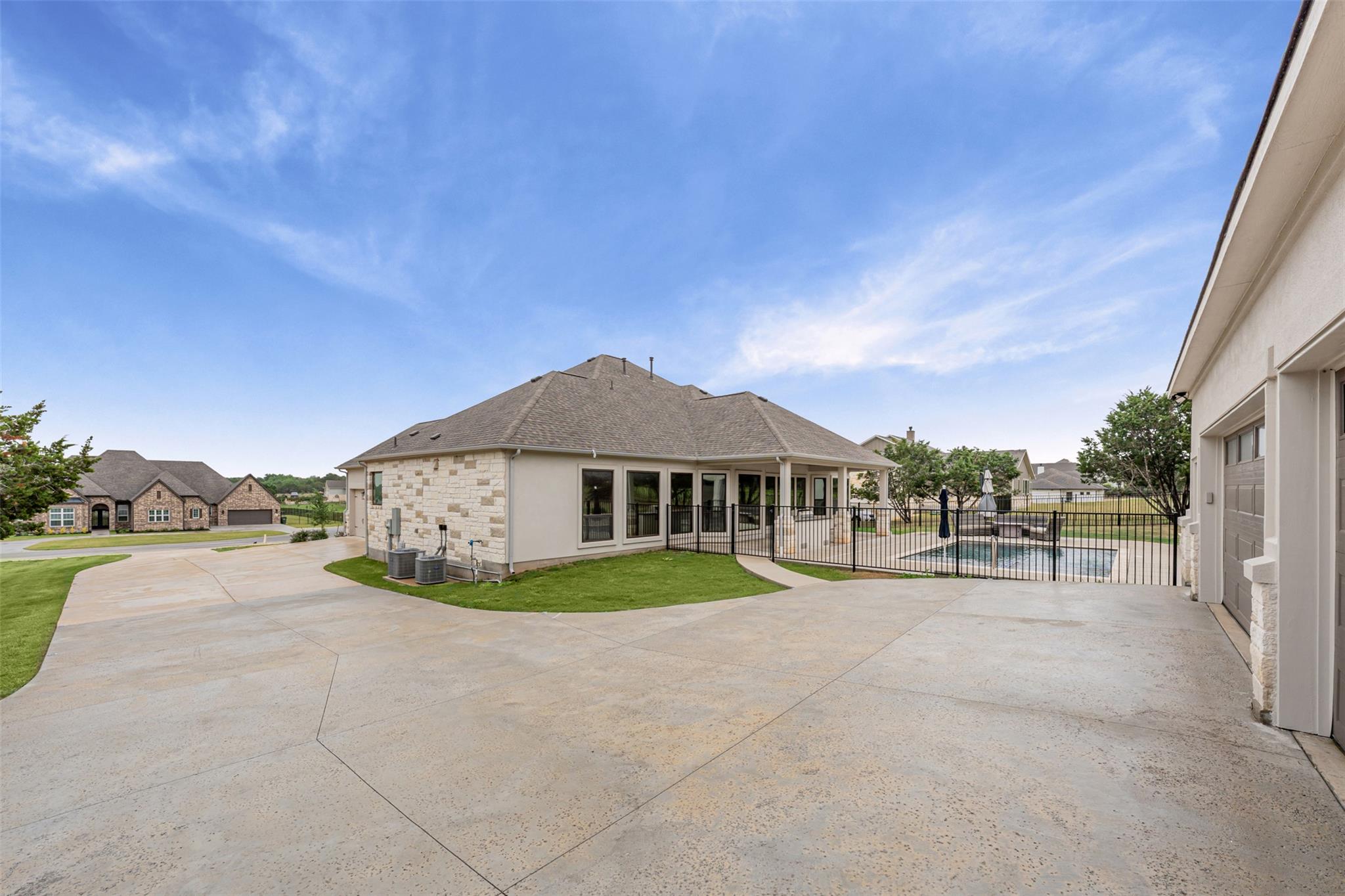 116 Rancho Deluxe, Liberty Hill, TX 78642