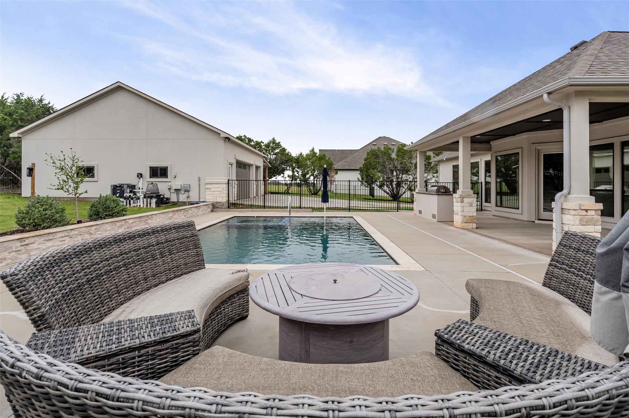 116 Rancho Deluxe, Liberty Hill, TX 78642