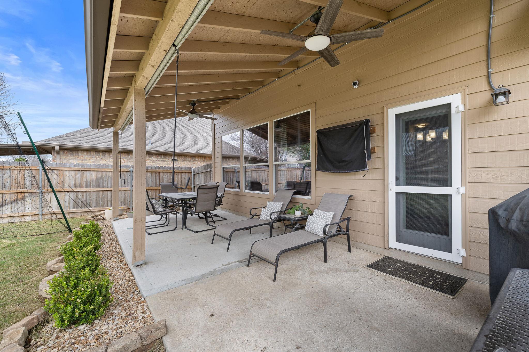 19112 Leigh Ln, Pflugerville, TX 78660