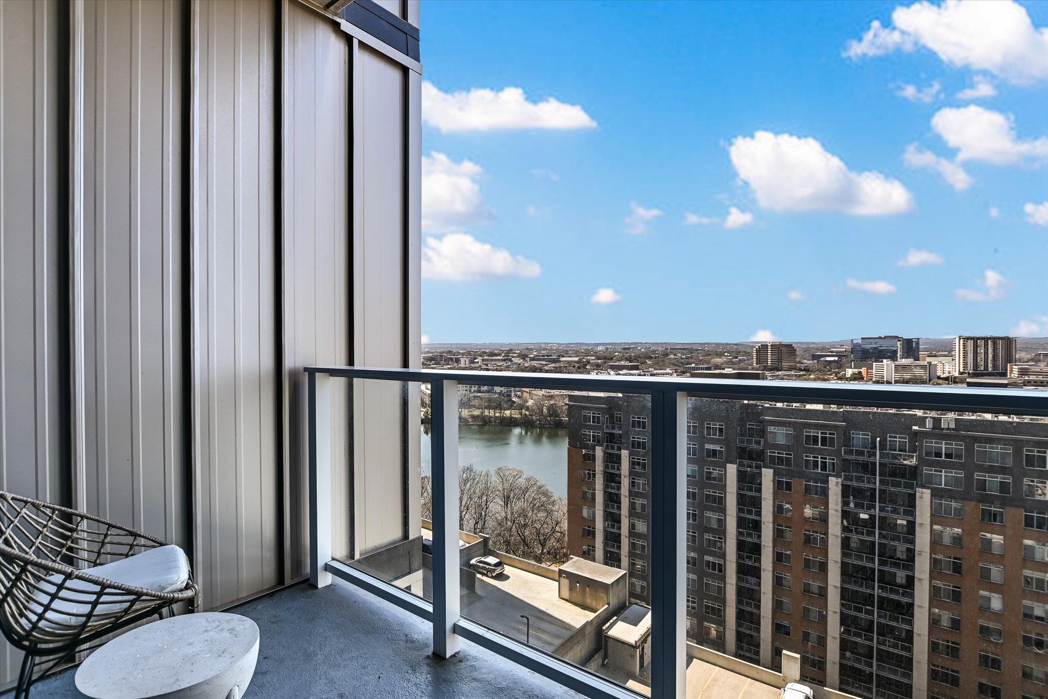 48 East Ave # 1711, Austin, TX 78701