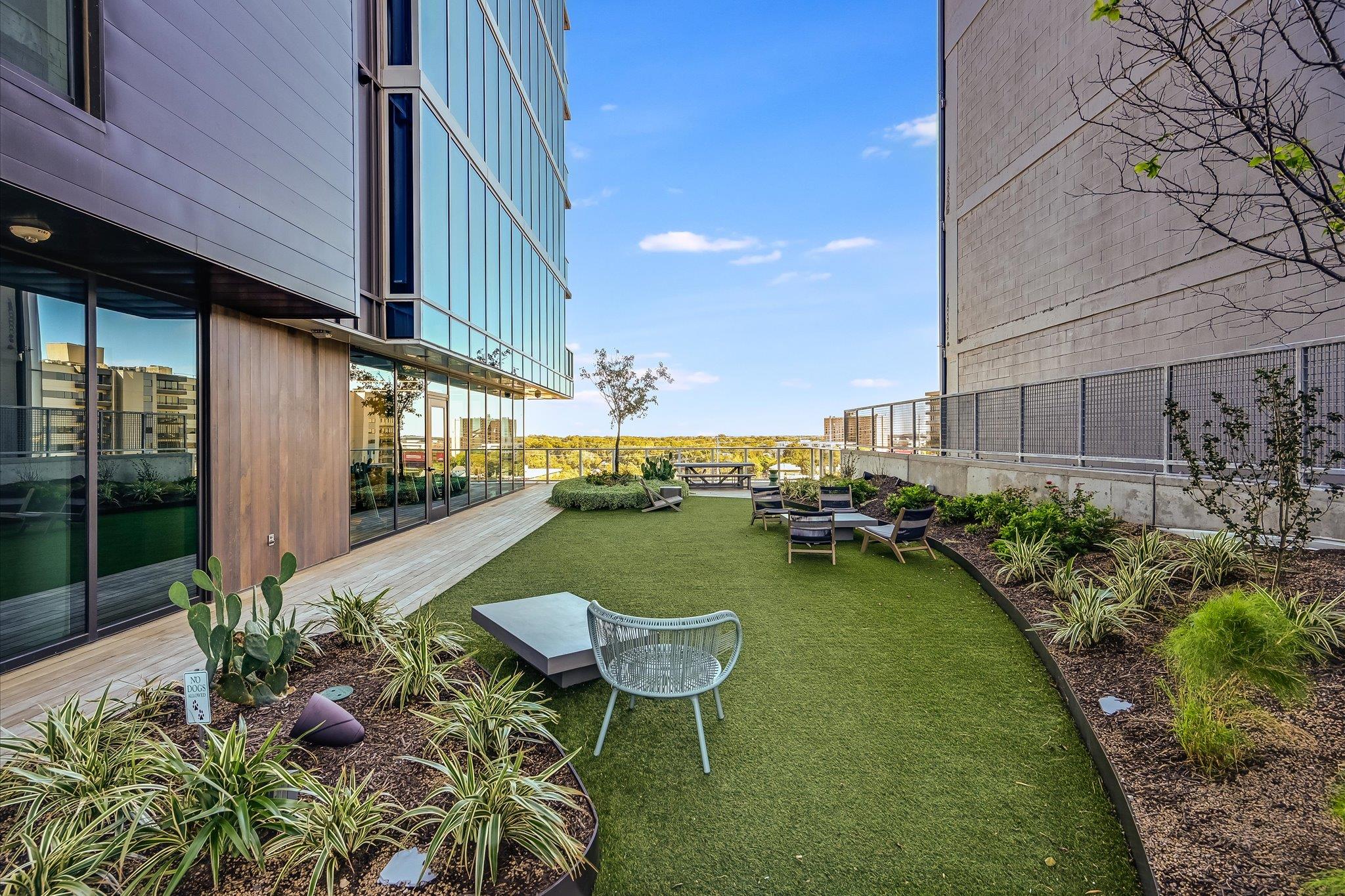 48 East Ave # 1711, Austin, TX 78701