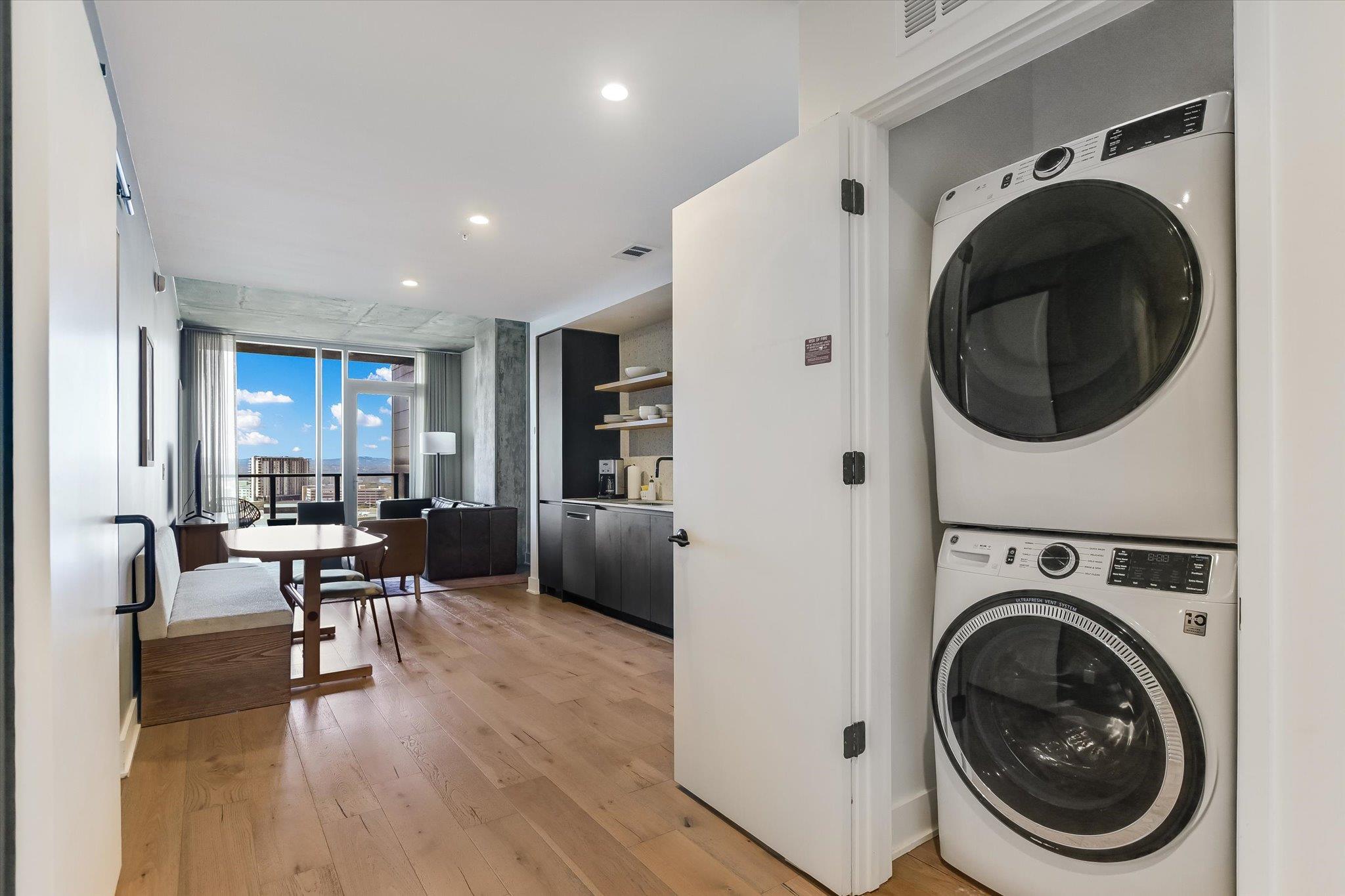 48 East Ave # 1711, Austin, TX 78701