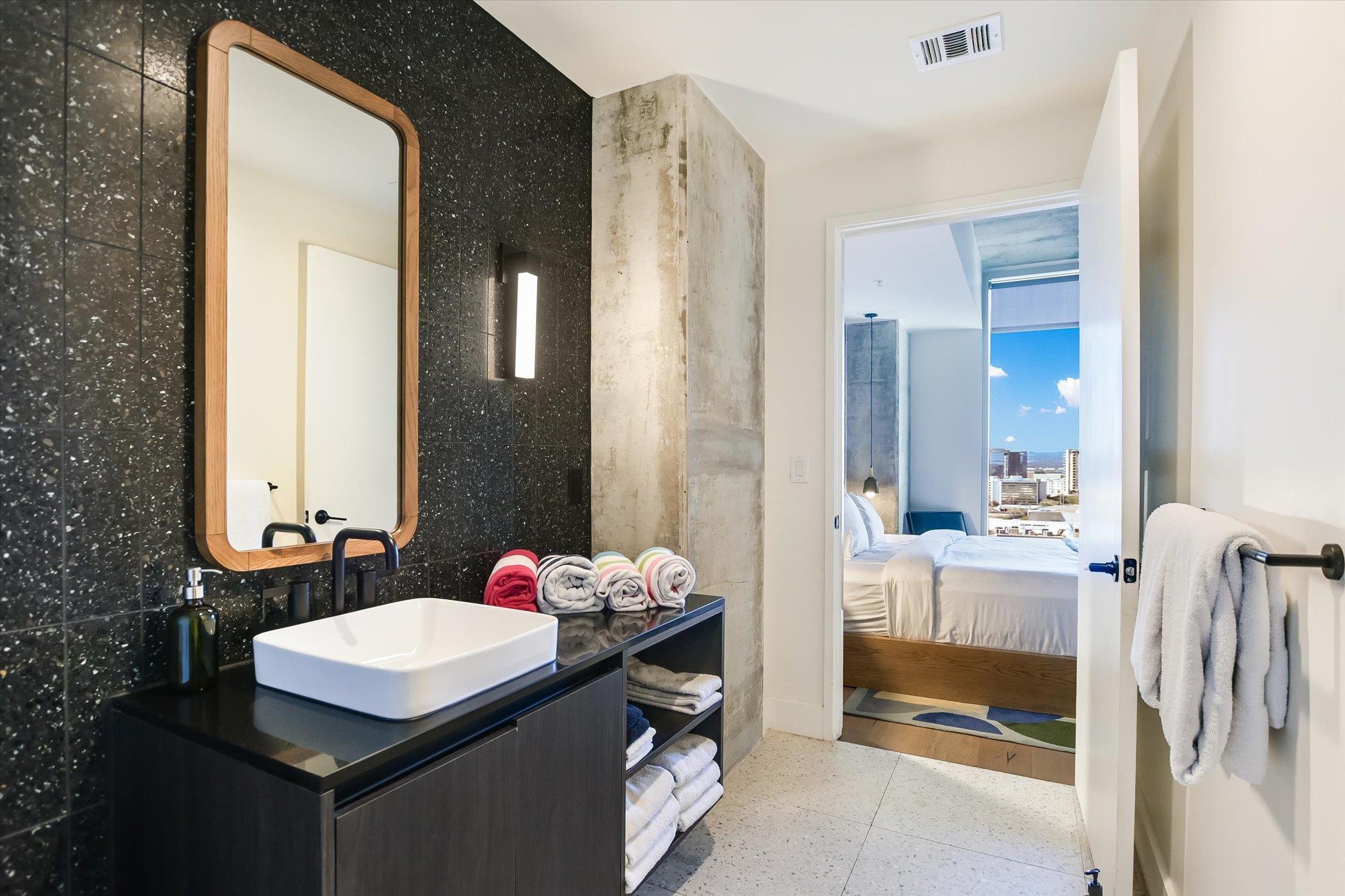 48 East Ave # 1711, Austin, TX 78701