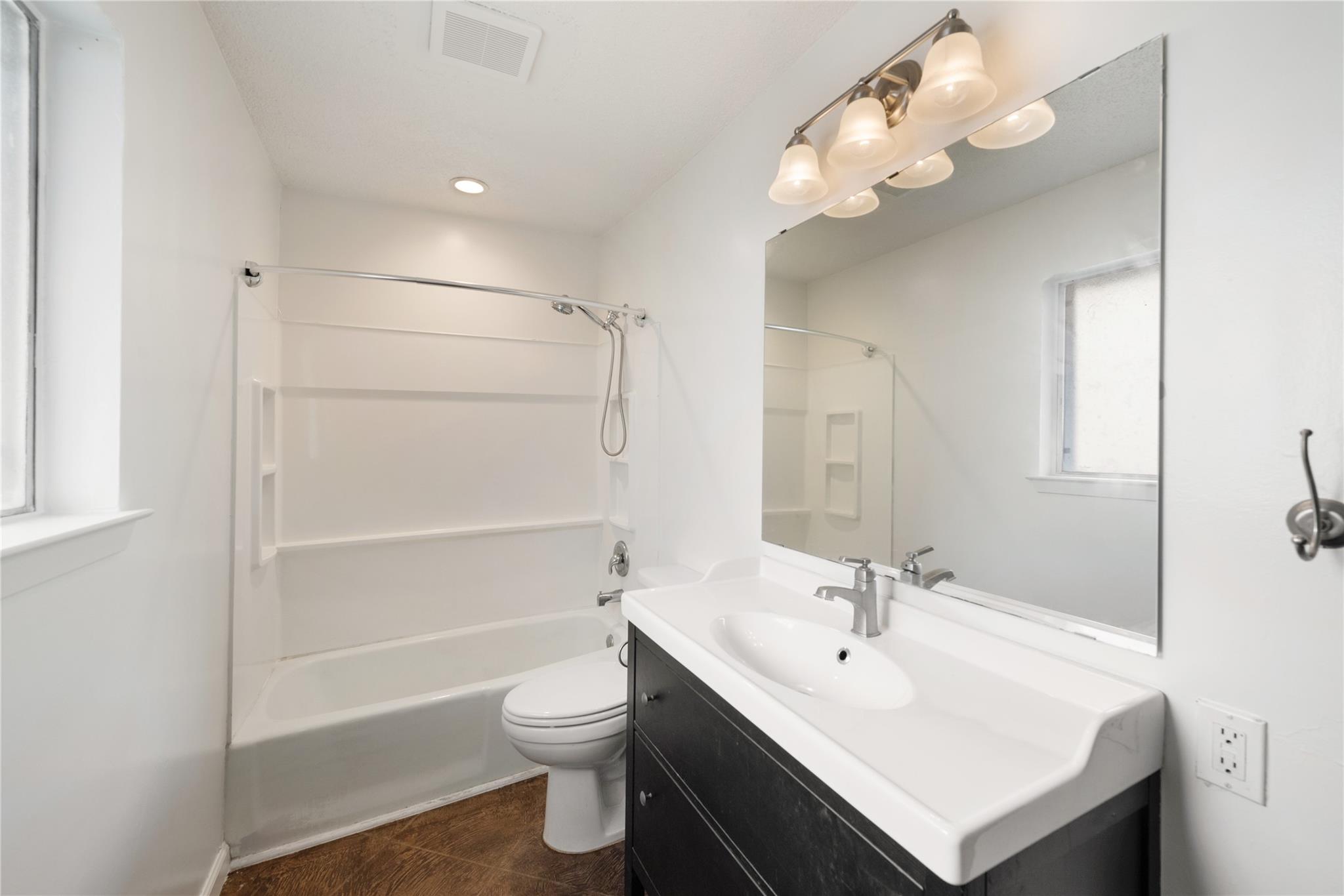 12316 Willow Wild Dr, Austin, TX 78758