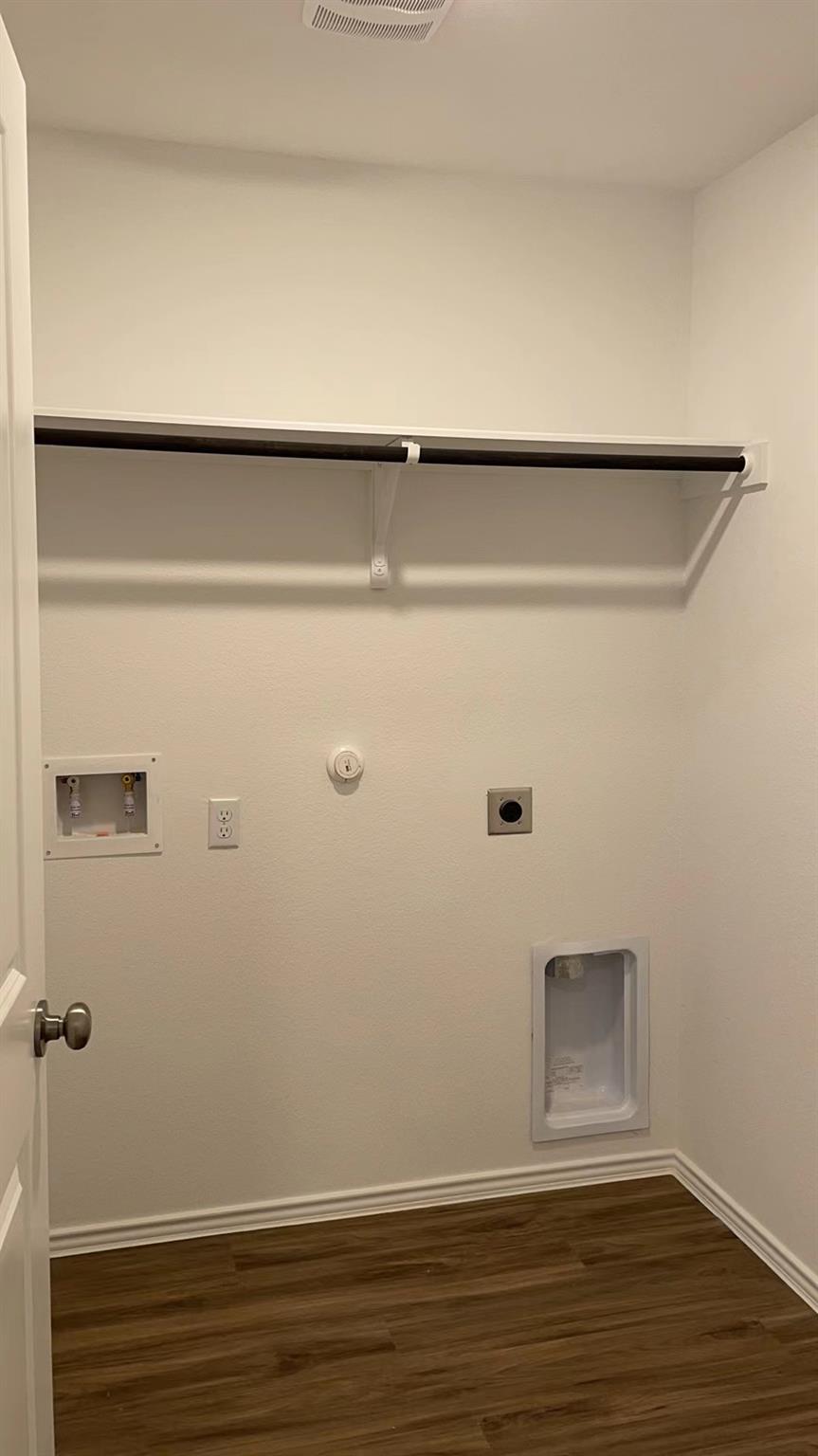 125 Madrid, Kyle, TX 78640