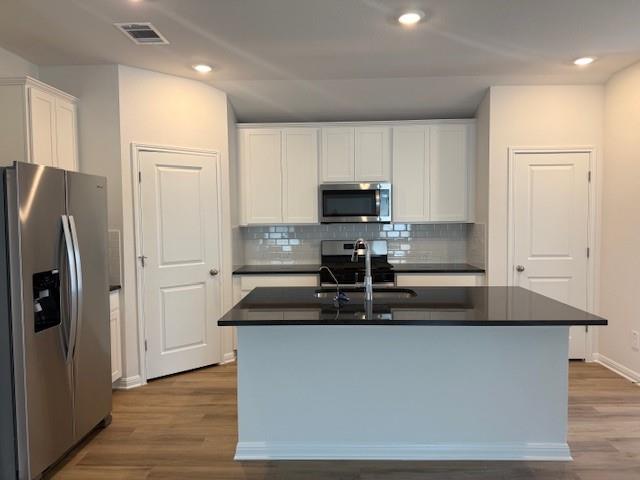 124 Maple Hedge Rd, Hutto, TX 78634