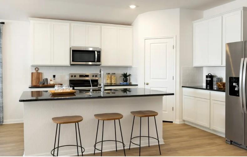 108 Hayburner Rd, Burnet, TX 78611