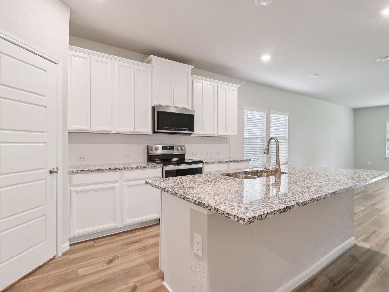 759 Sue Peaks Loop, Dripping Springs, TX 78620