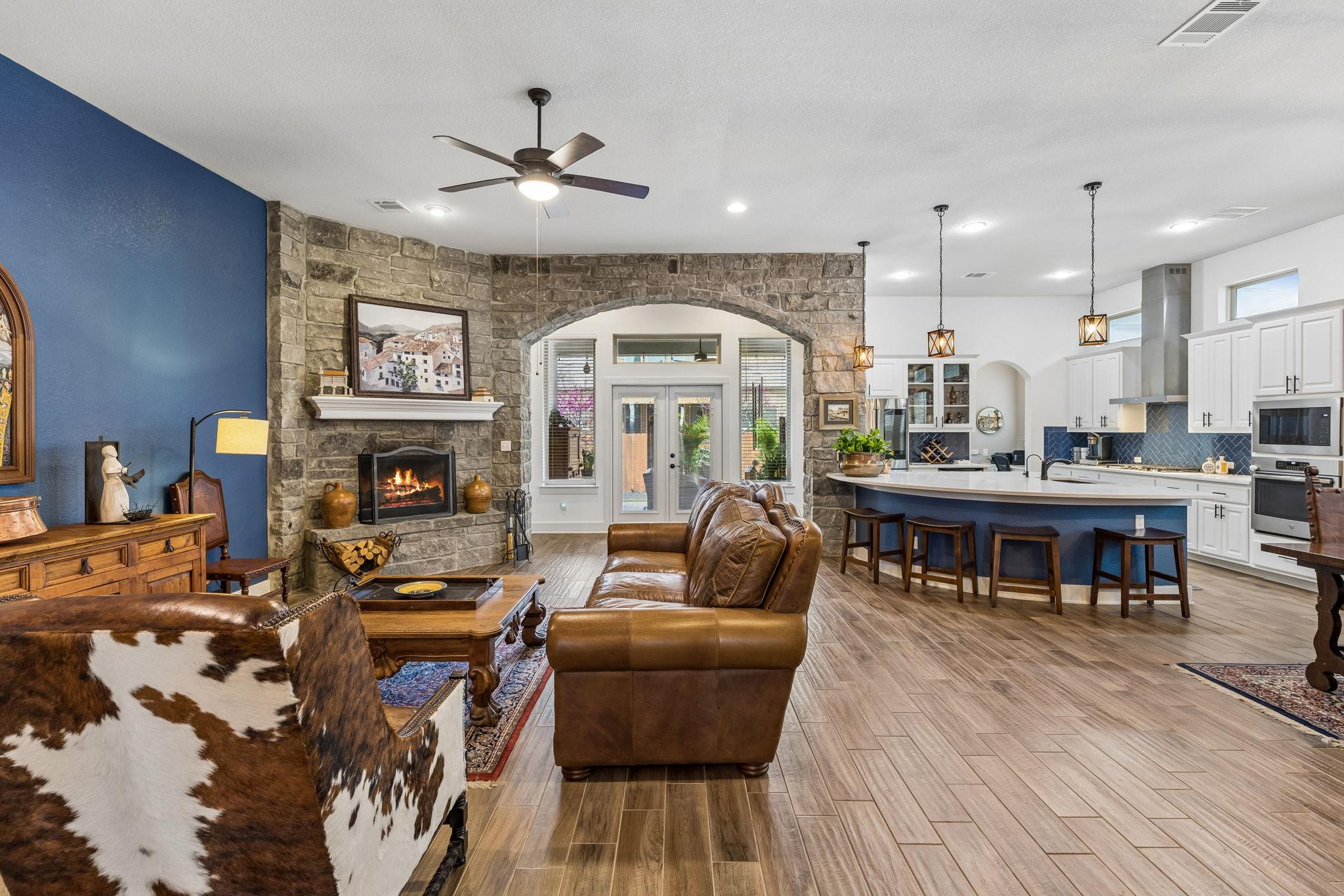 5217 Alonso Dr, Austin, TX 78738