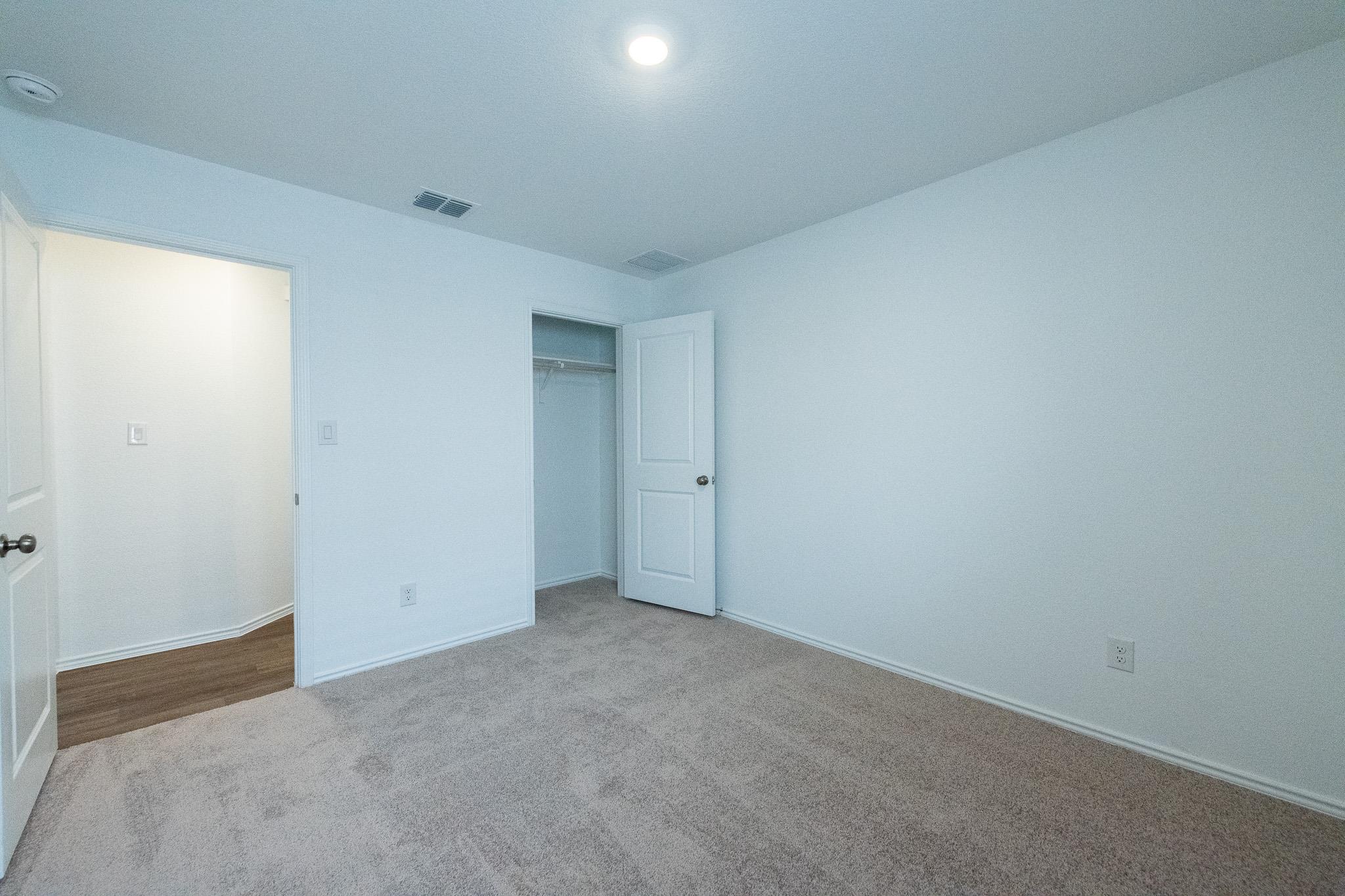 247 Alamito Ave, Kyle, TX 78640