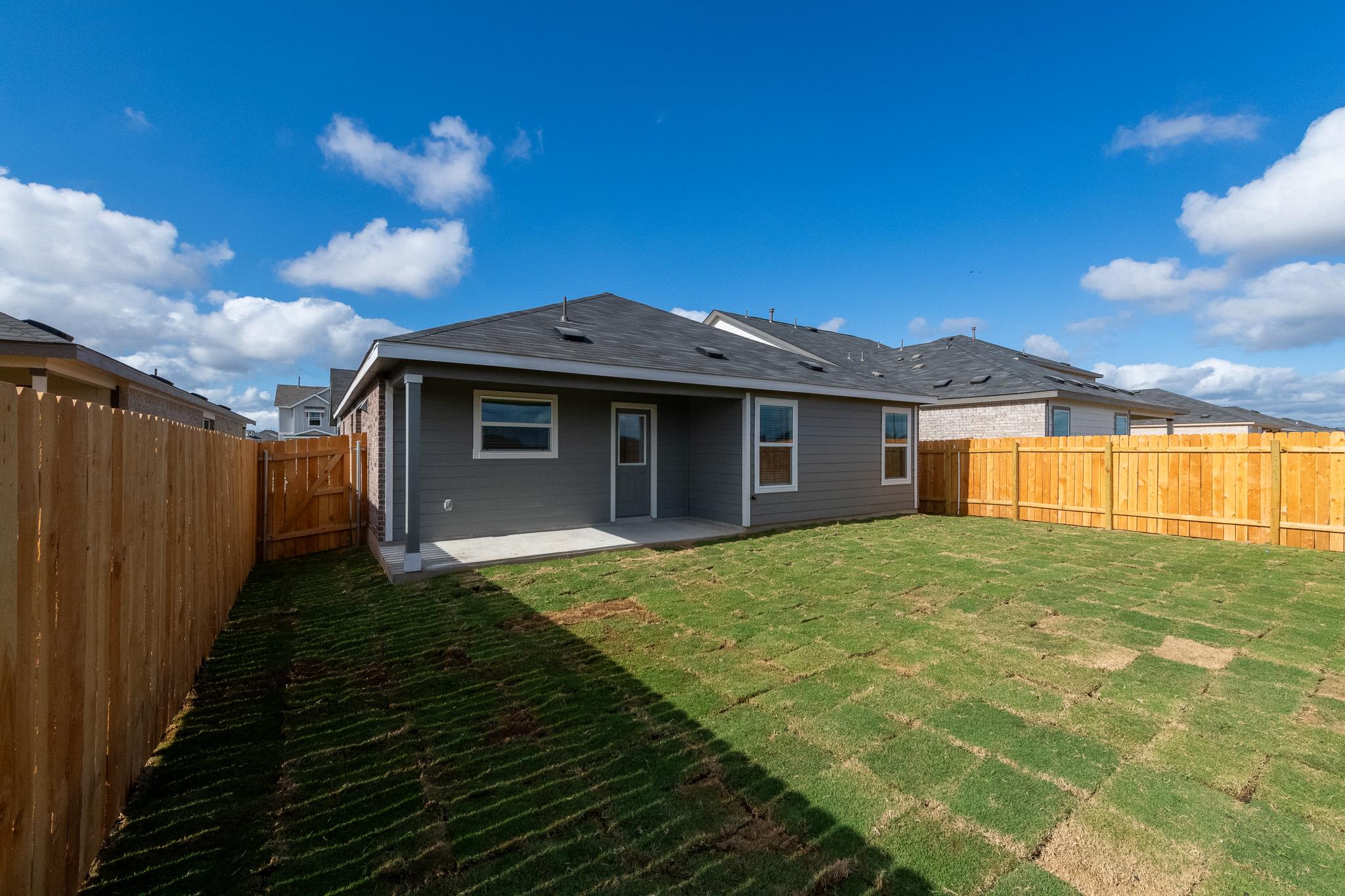 247 Alamito Ave, Kyle, TX 78640