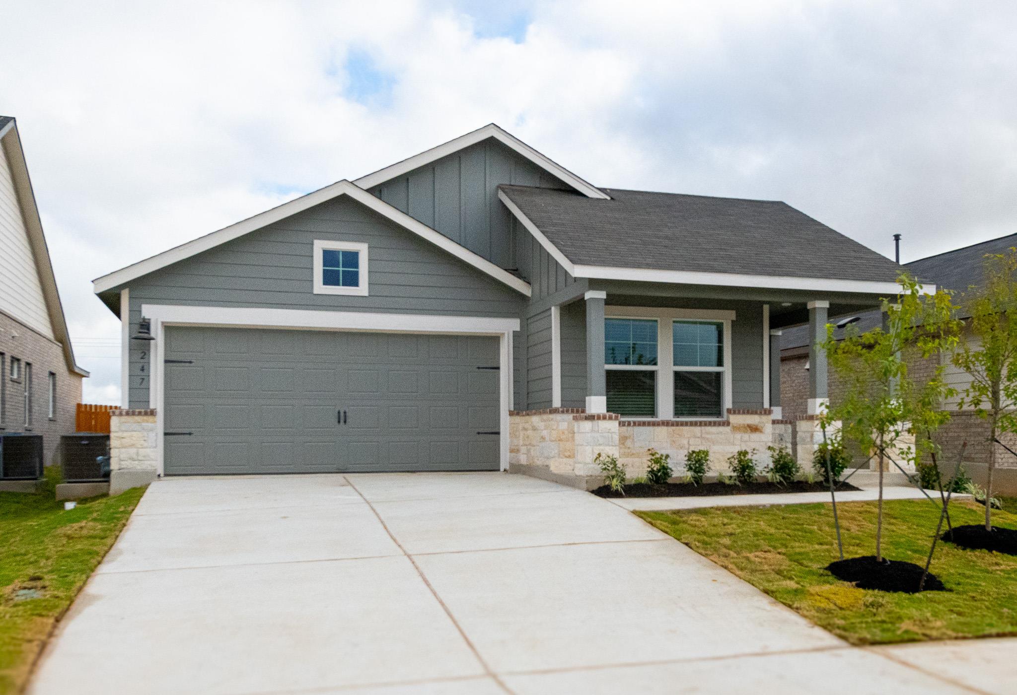 247 Alamito Ave, Kyle, TX 78640