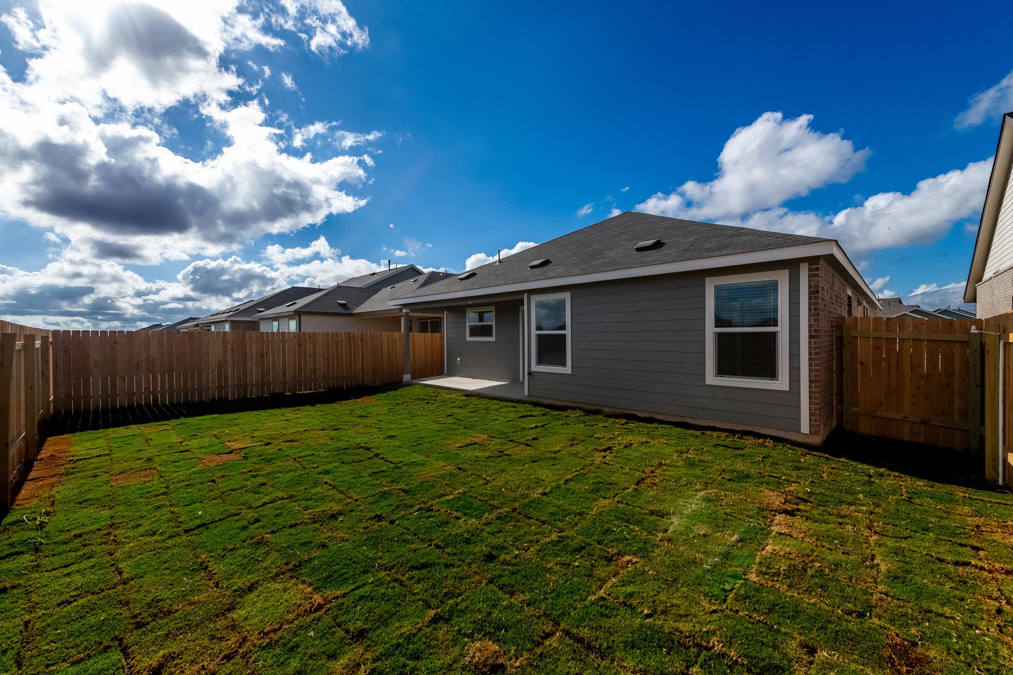 247 Alamito Ave, Kyle, TX 78640