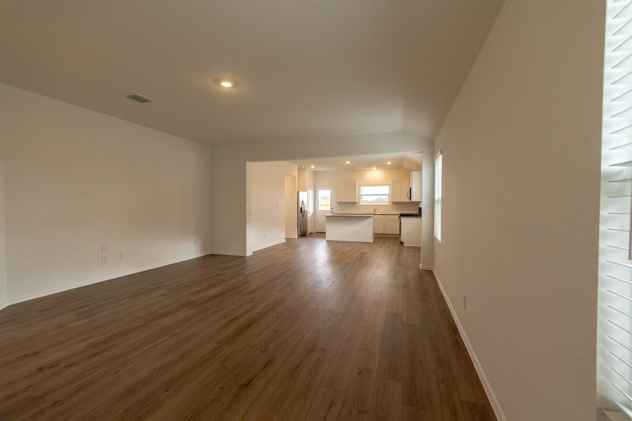 247 Alamito Ave, Kyle, TX 78640