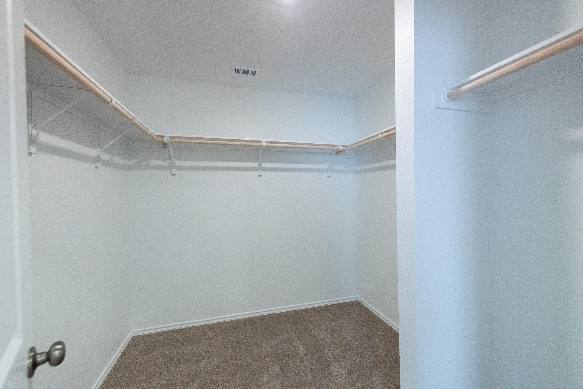 247 Alamito Ave, Kyle, TX 78640