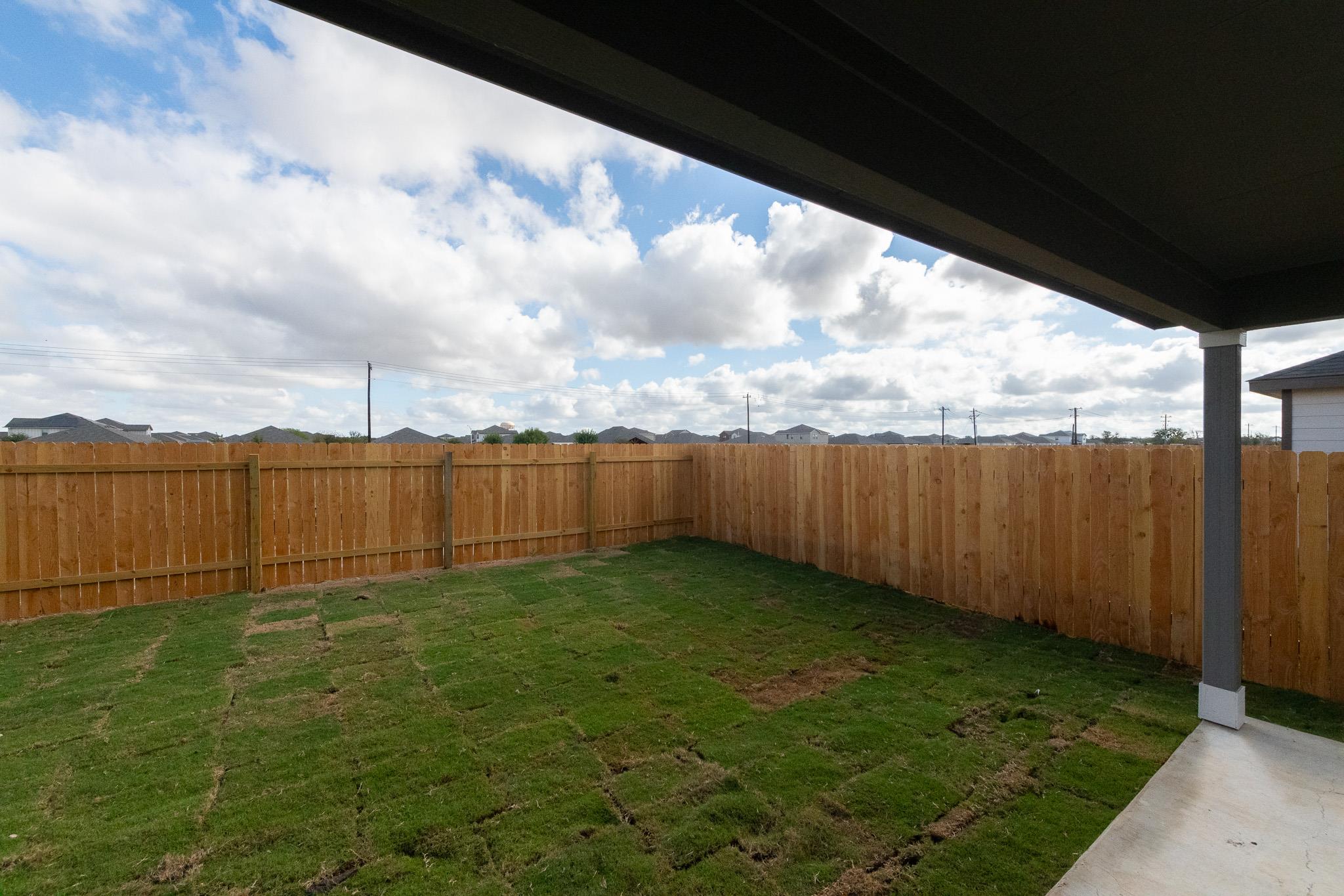 247 Alamito Ave, Kyle, TX 78640