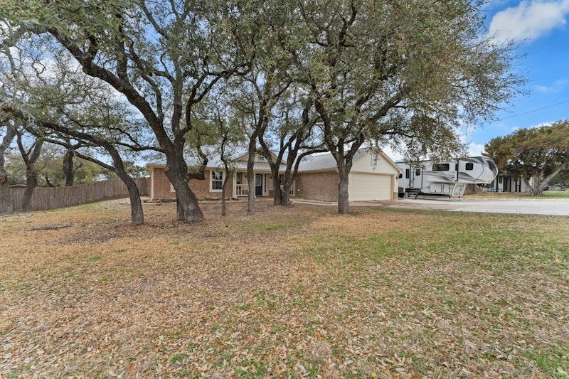 456 County Road 4711, Kempner, TX 76539