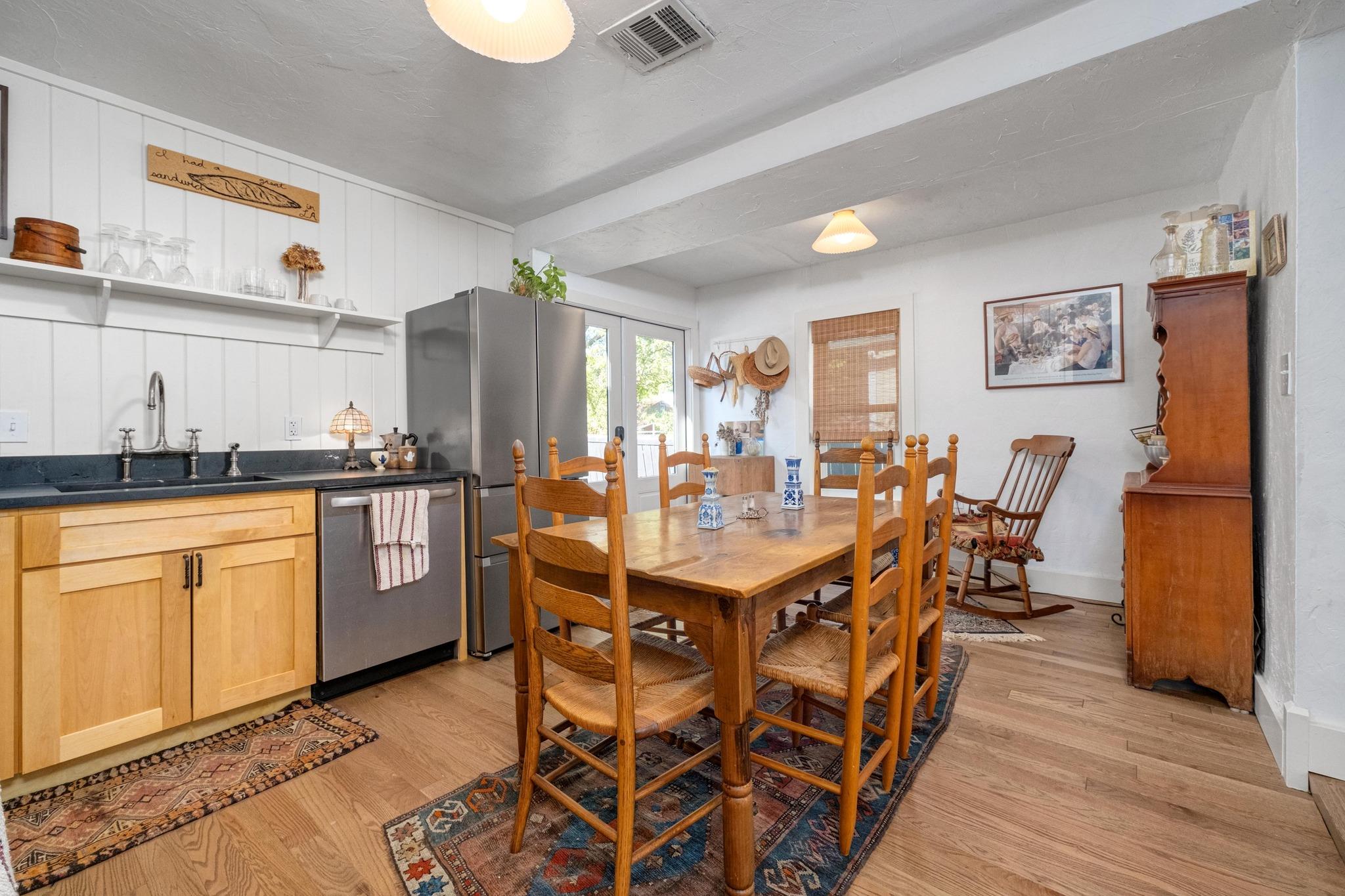 1110 Christie Dr, Austin, TX 78721