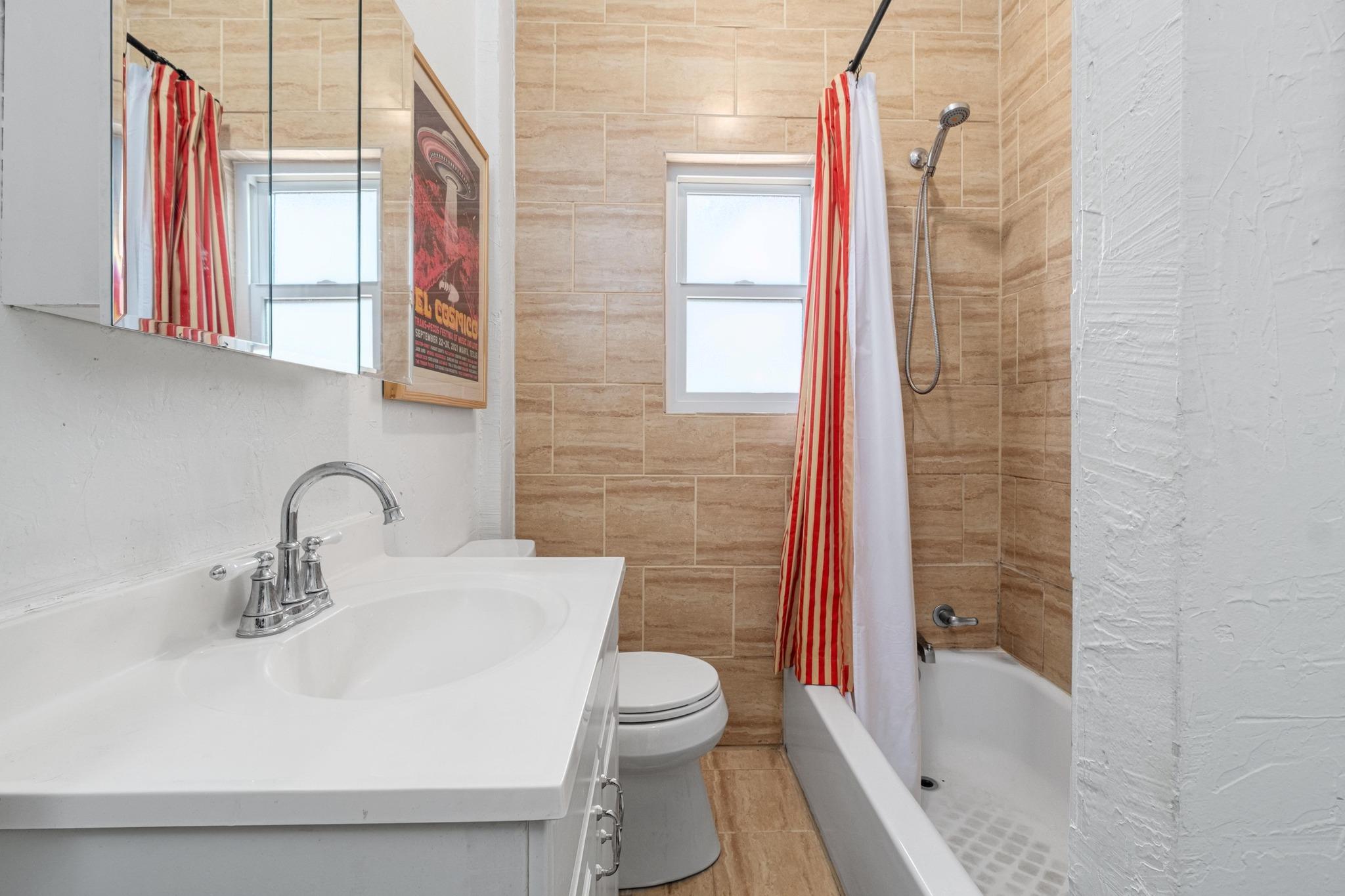 1110 Christie Dr, Austin, TX 78721