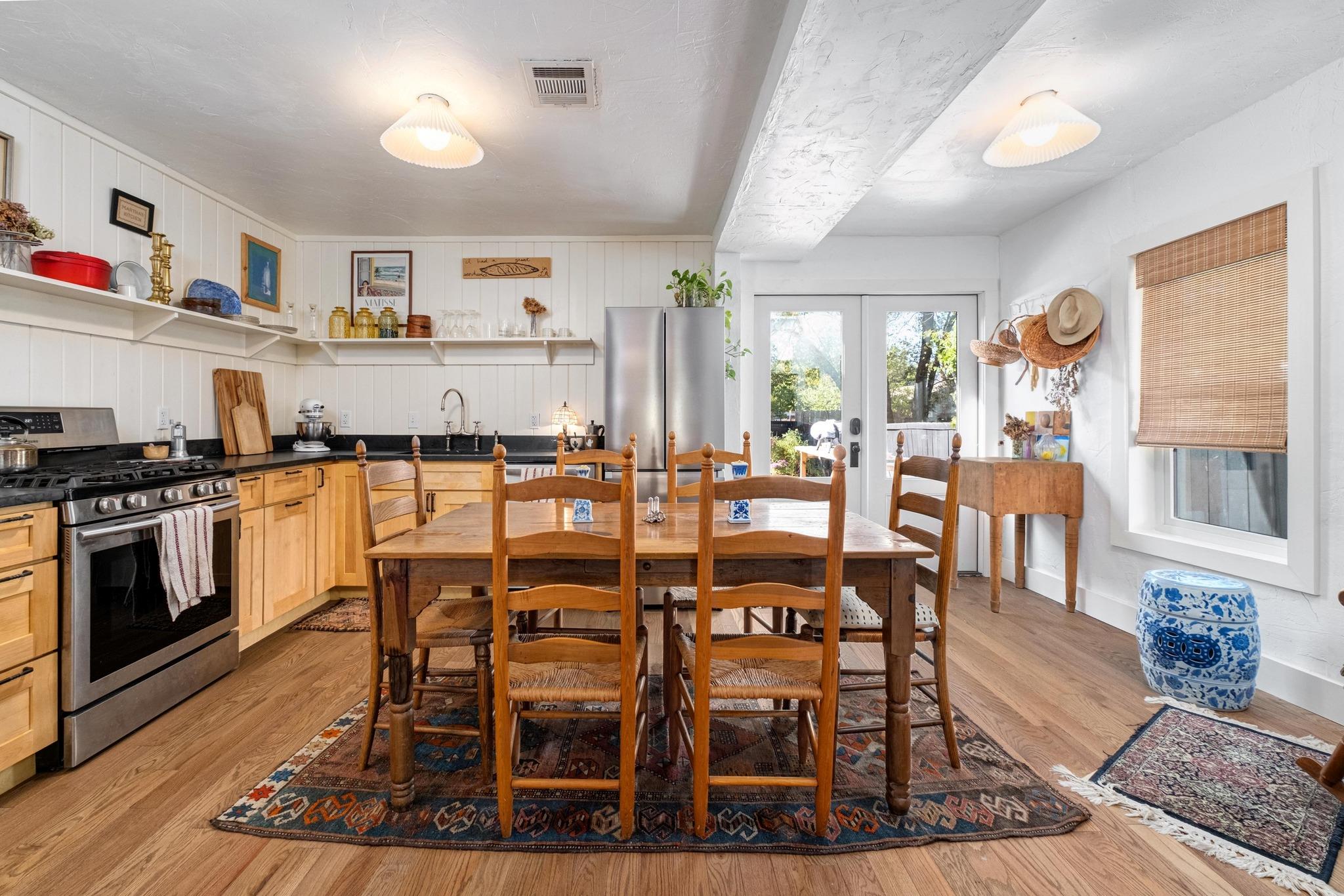 1110 Christie Dr, Austin, TX 78721