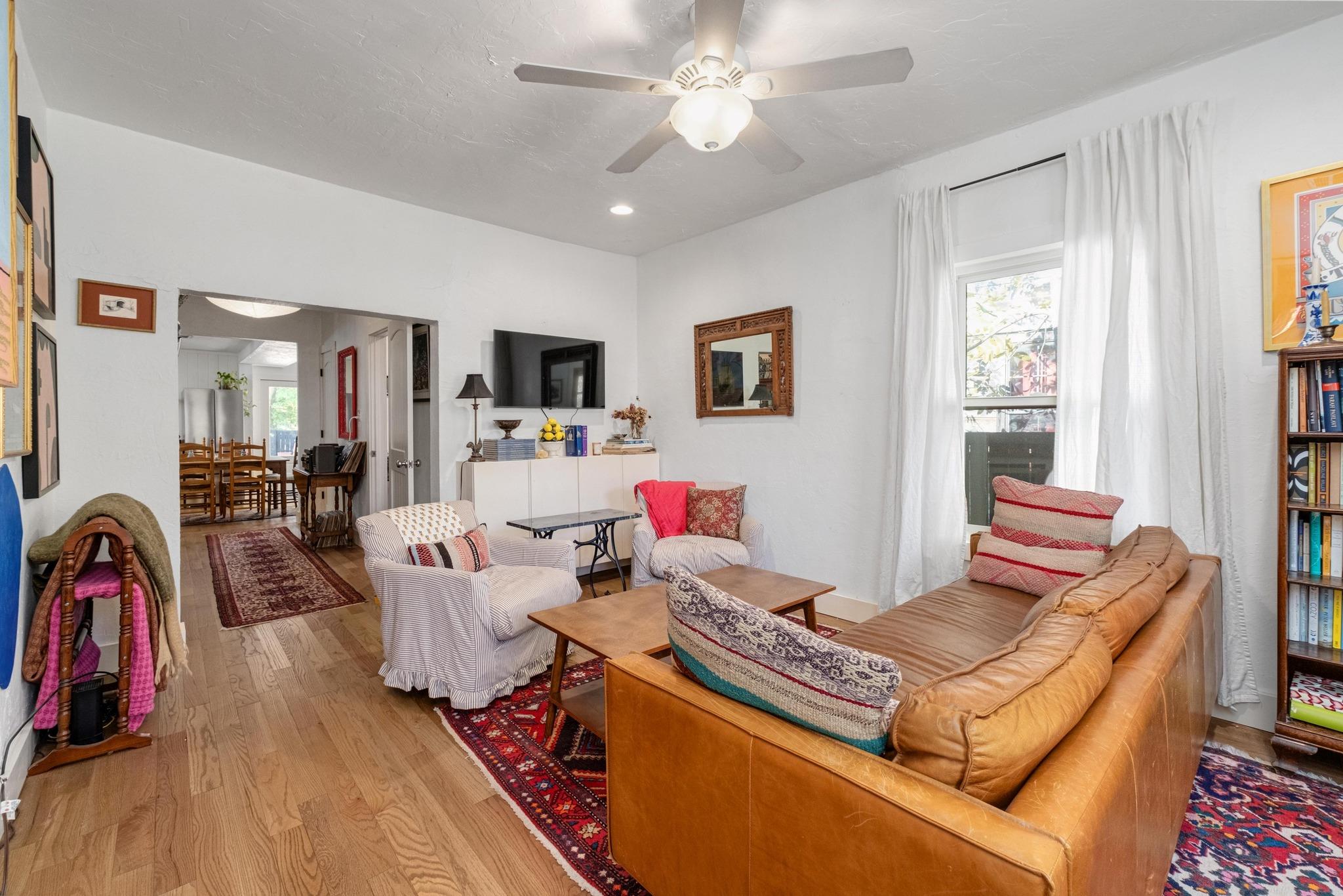 1110 Christie Dr, Austin, TX 78721