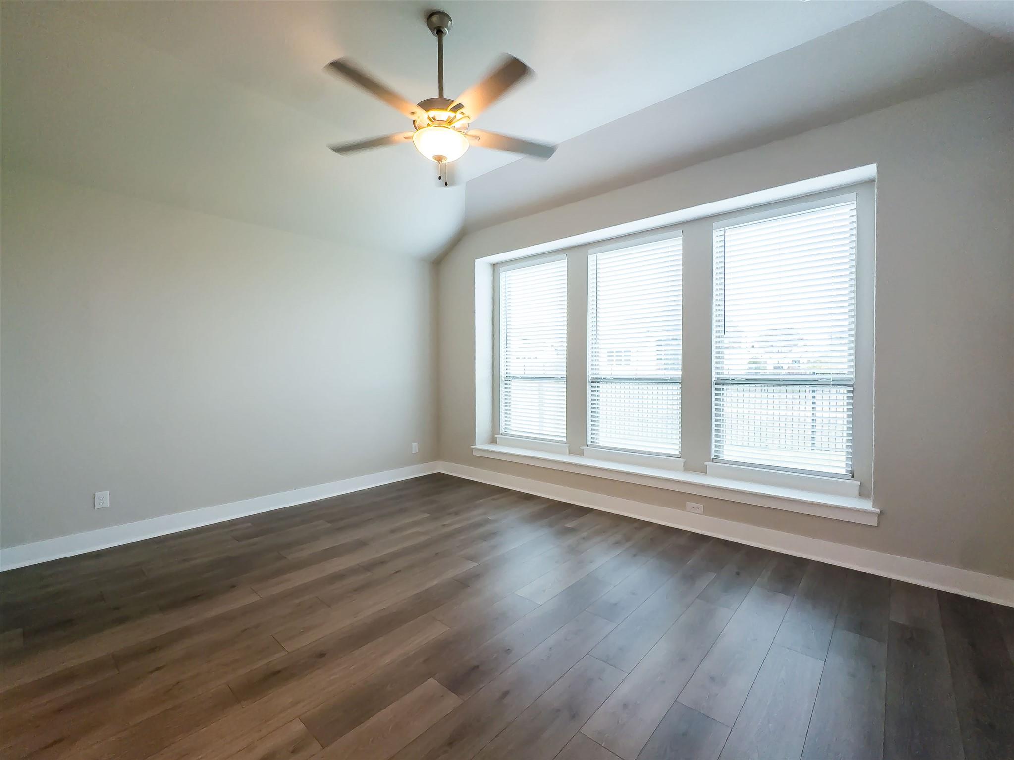 337 Alicante Ln, Liberty Hill, TX 78642