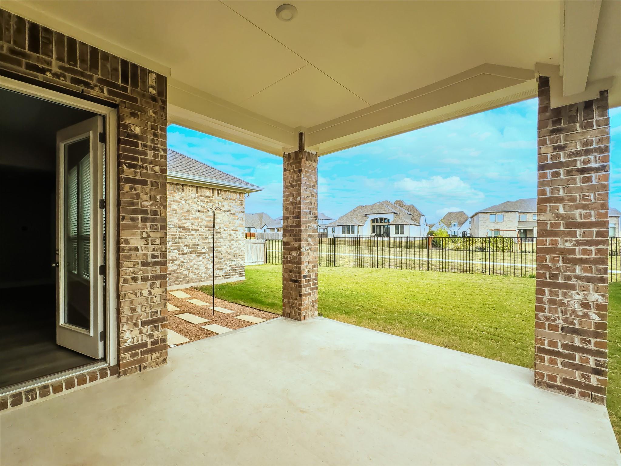 337 Alicante Ln, Liberty Hill, TX 78642