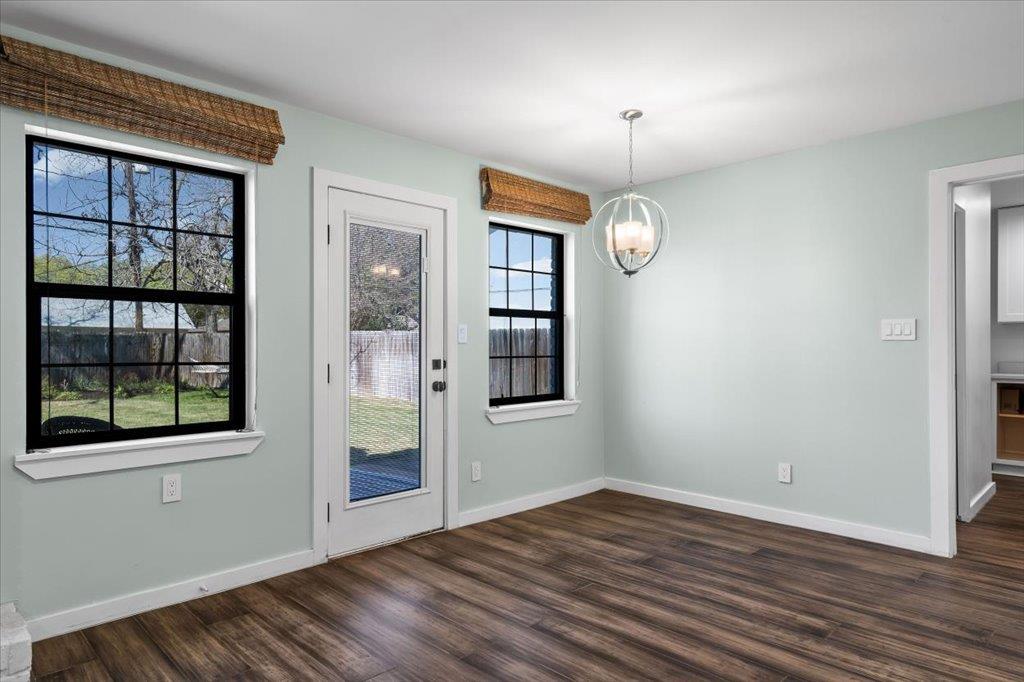 6102 Bullard Dr # B, Austin, TX 78757