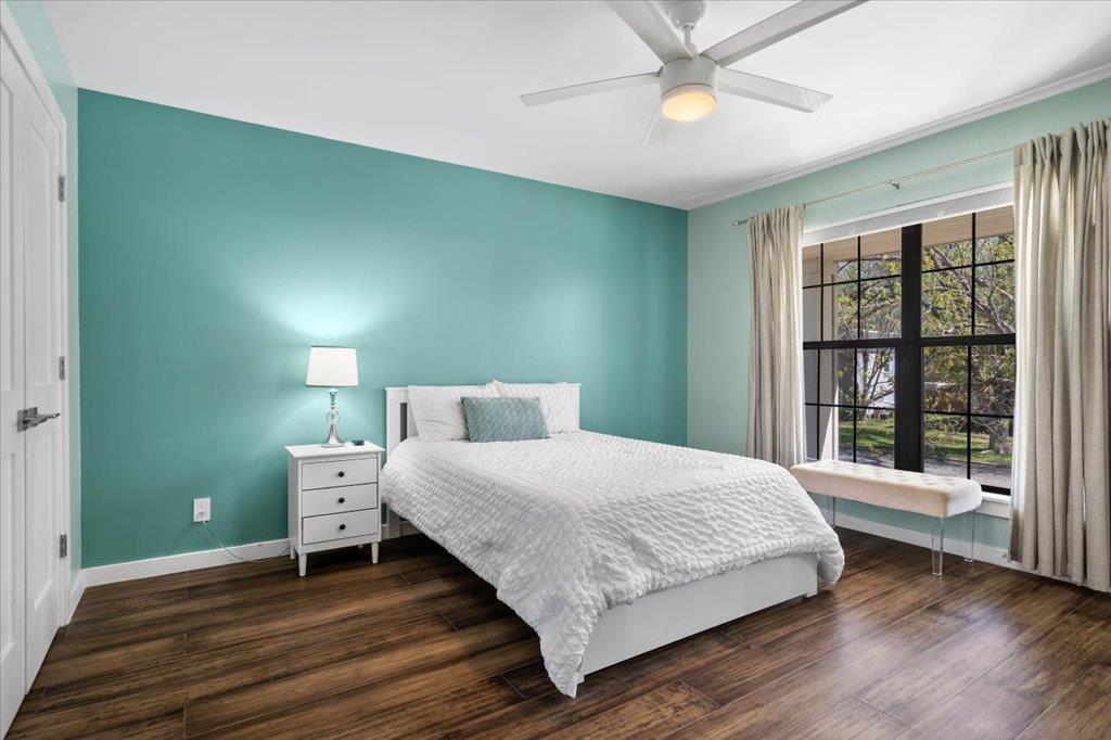 6102 Bullard Dr # B, Austin, TX 78757