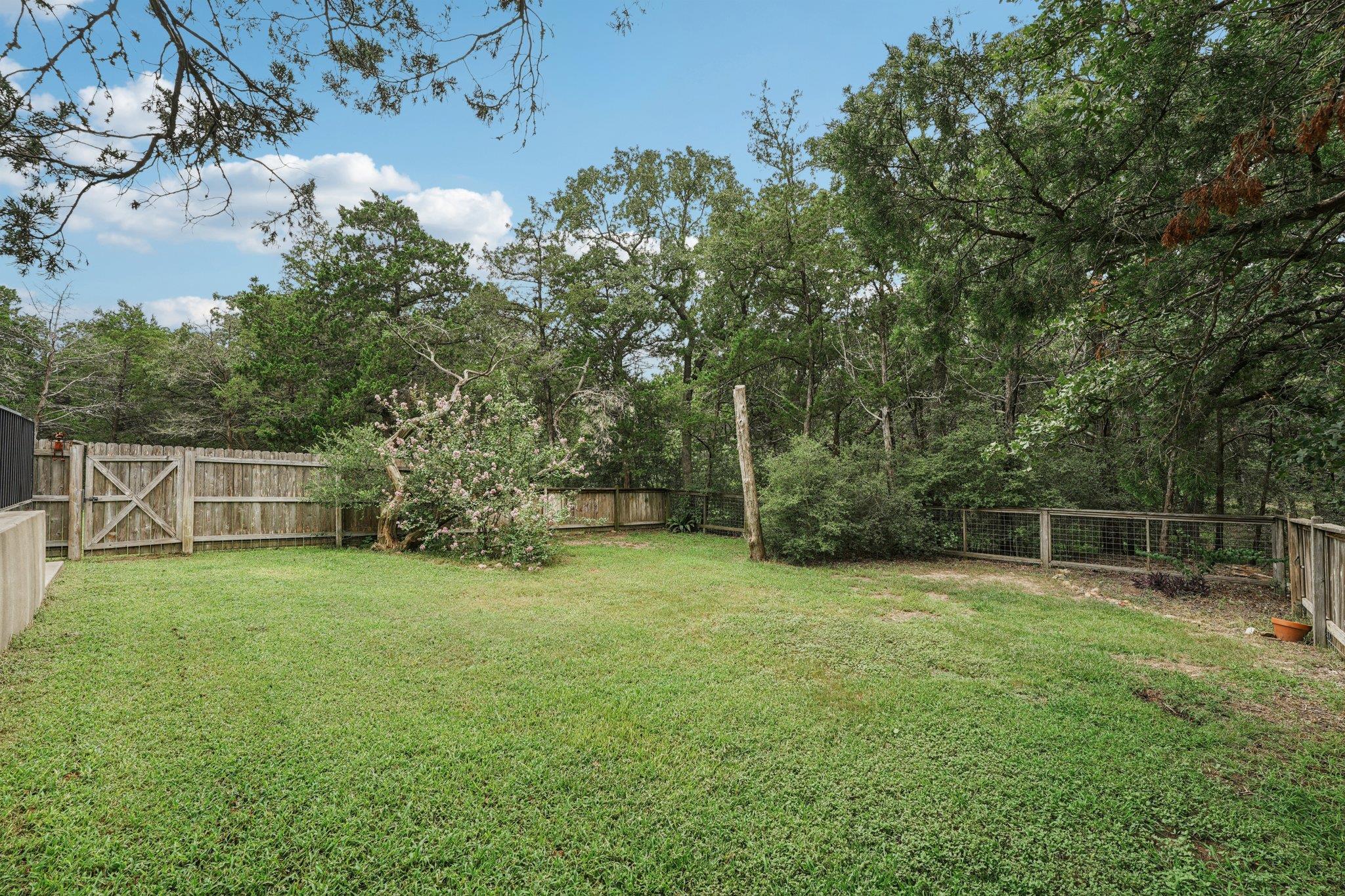 126 Spanish Trl, Bastrop, TX 78602